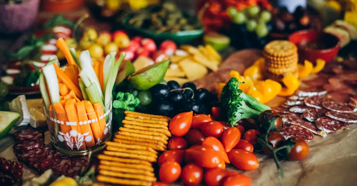 10 recettes d'apéritifs faciles avec peu d'ingrédients