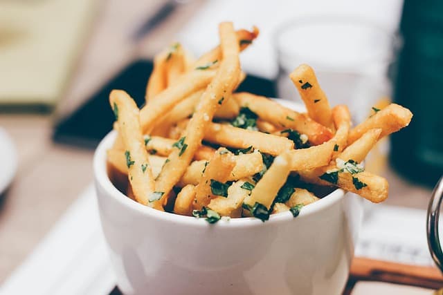 Comment Créer des Apéritifs Gourmands en Moins de 30 Minutes