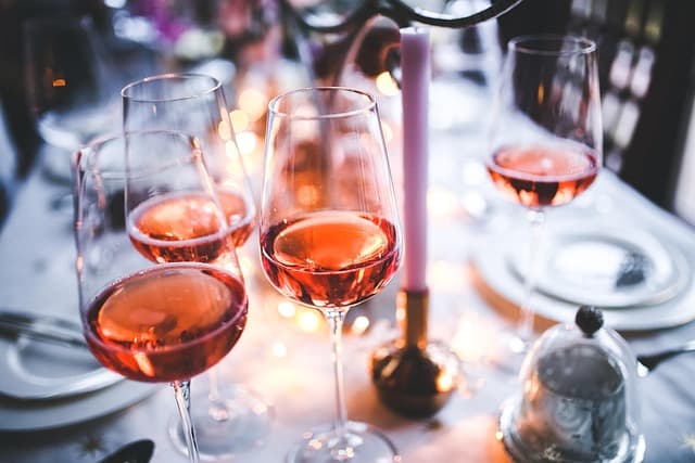 Comment préparer un apéritif surprise qui impressionne vos invités